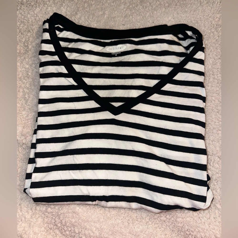 Old navy shirt